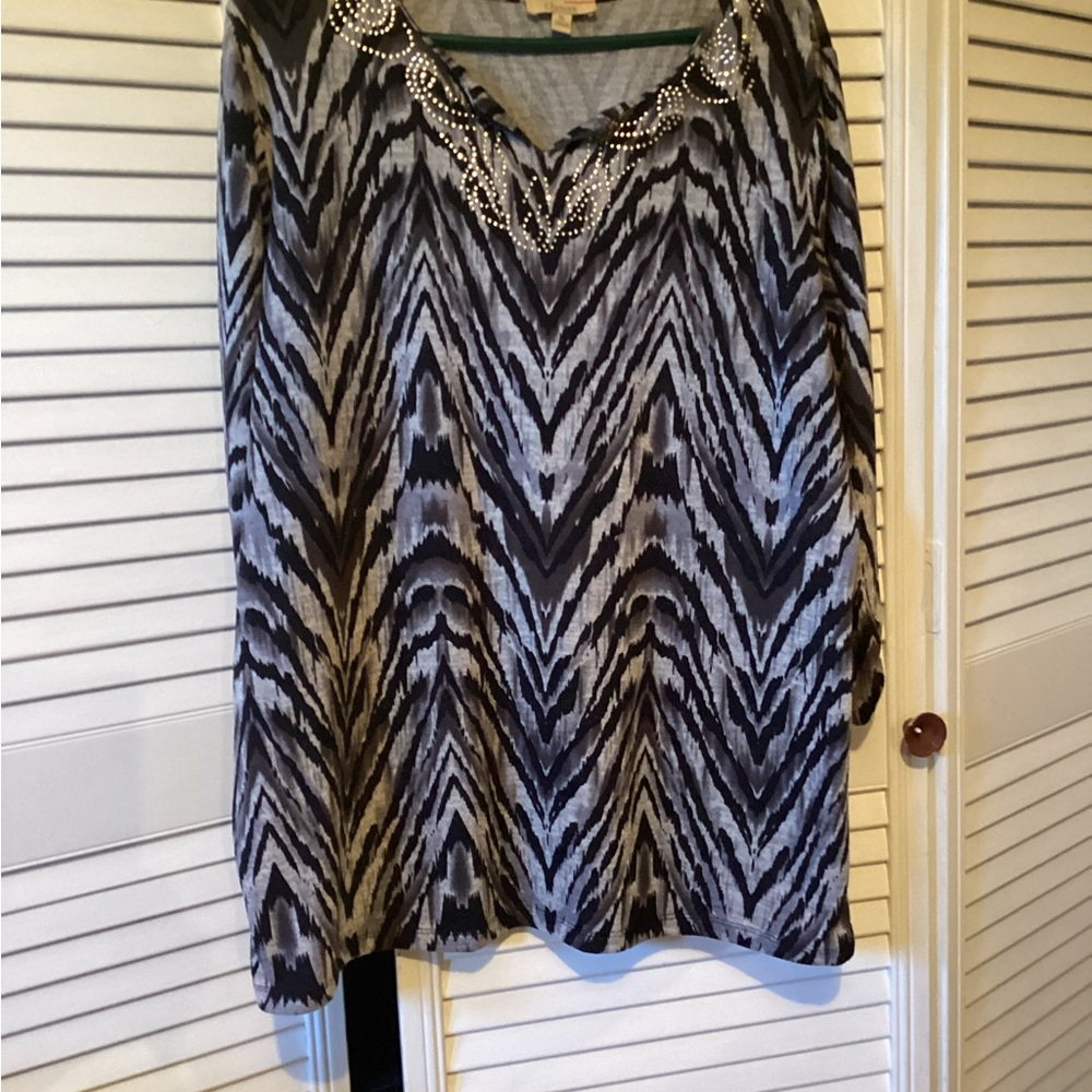 Vintage Choices ladies long sleeve tunic with ornamentation, size XL